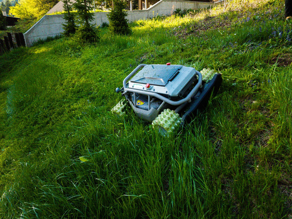 Mowrator S1 - 4WD 18Ah (with Off-road Wheels)