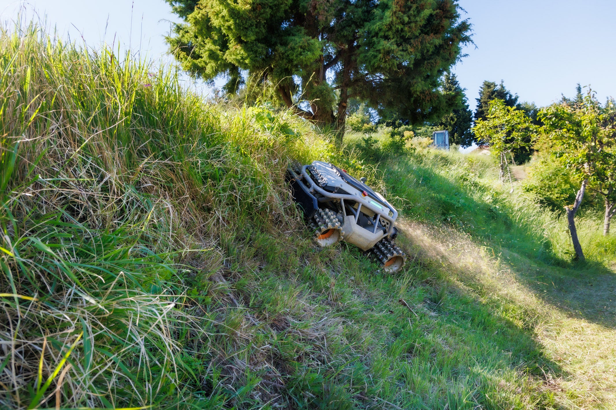 Mowrator S1 - 4WD 18Ah (with Off-road Wheels)