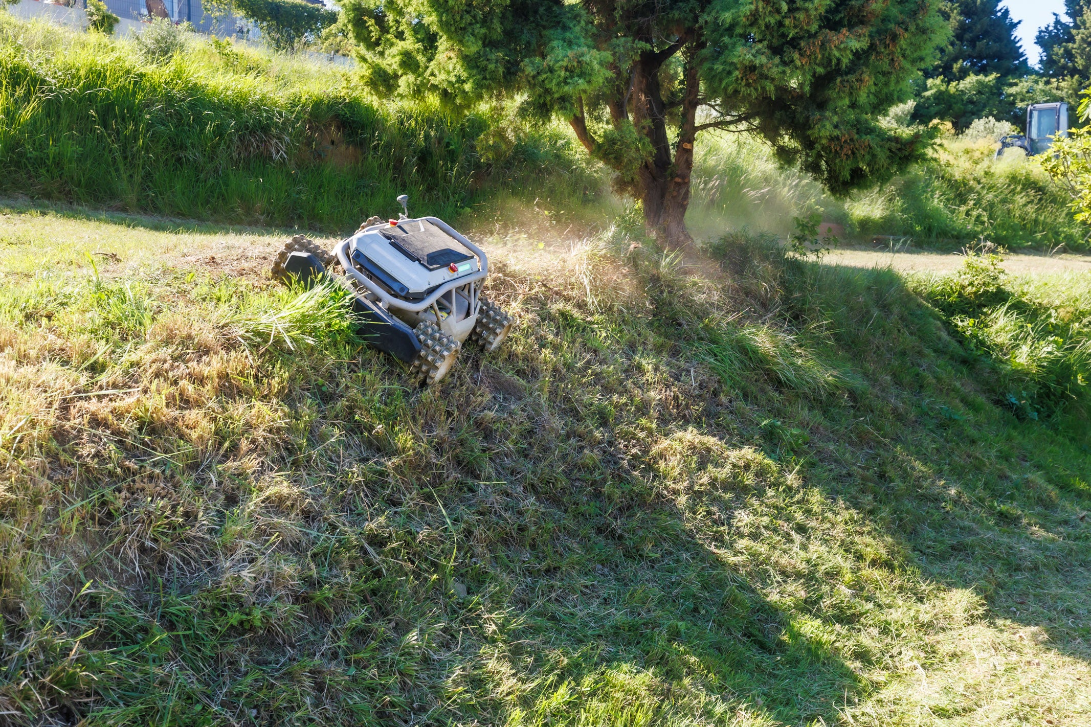 Mowrator S1 - 4WD 18Ah (with Off-road Wheels)