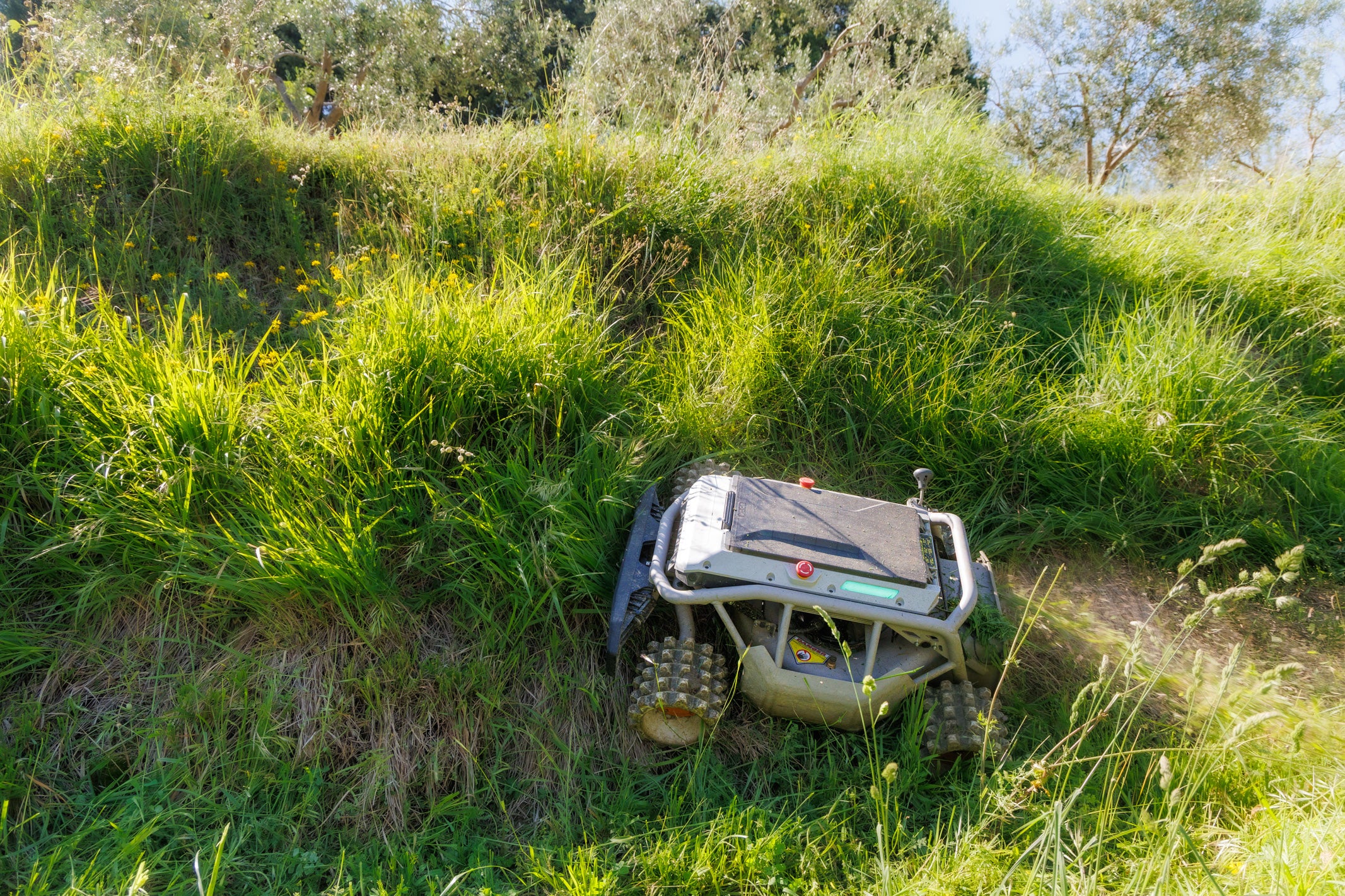 Mowrator S1 - 4WD 18Ah (with Off-road Wheels)