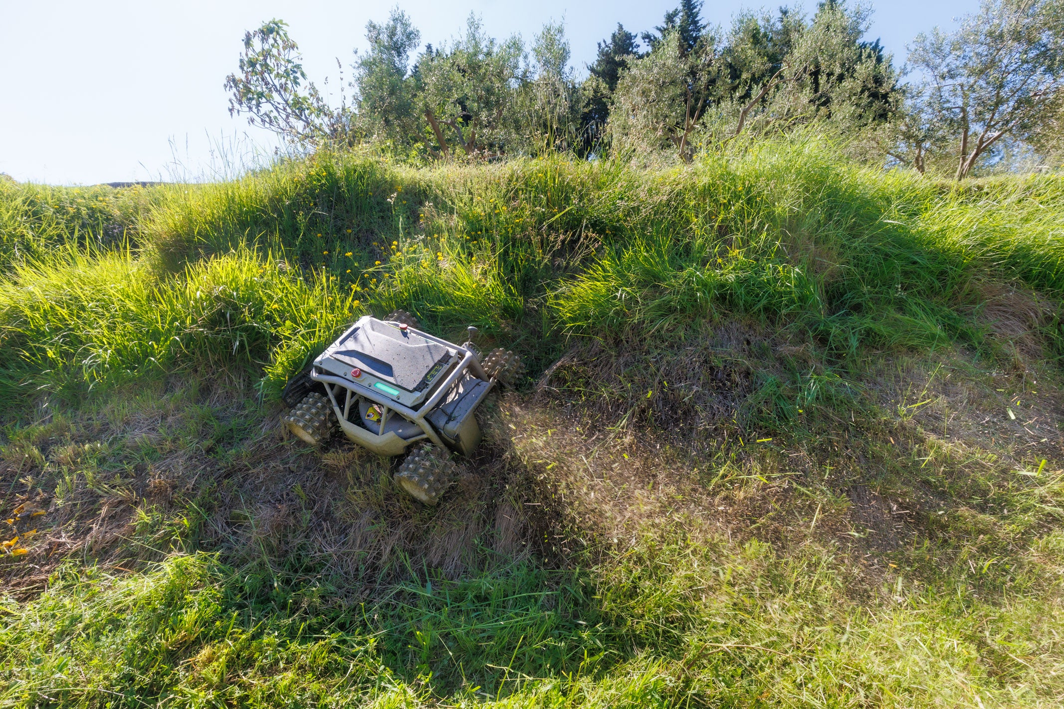 Mowrator S1 - 4WD 18Ah (with Off-road Wheels)