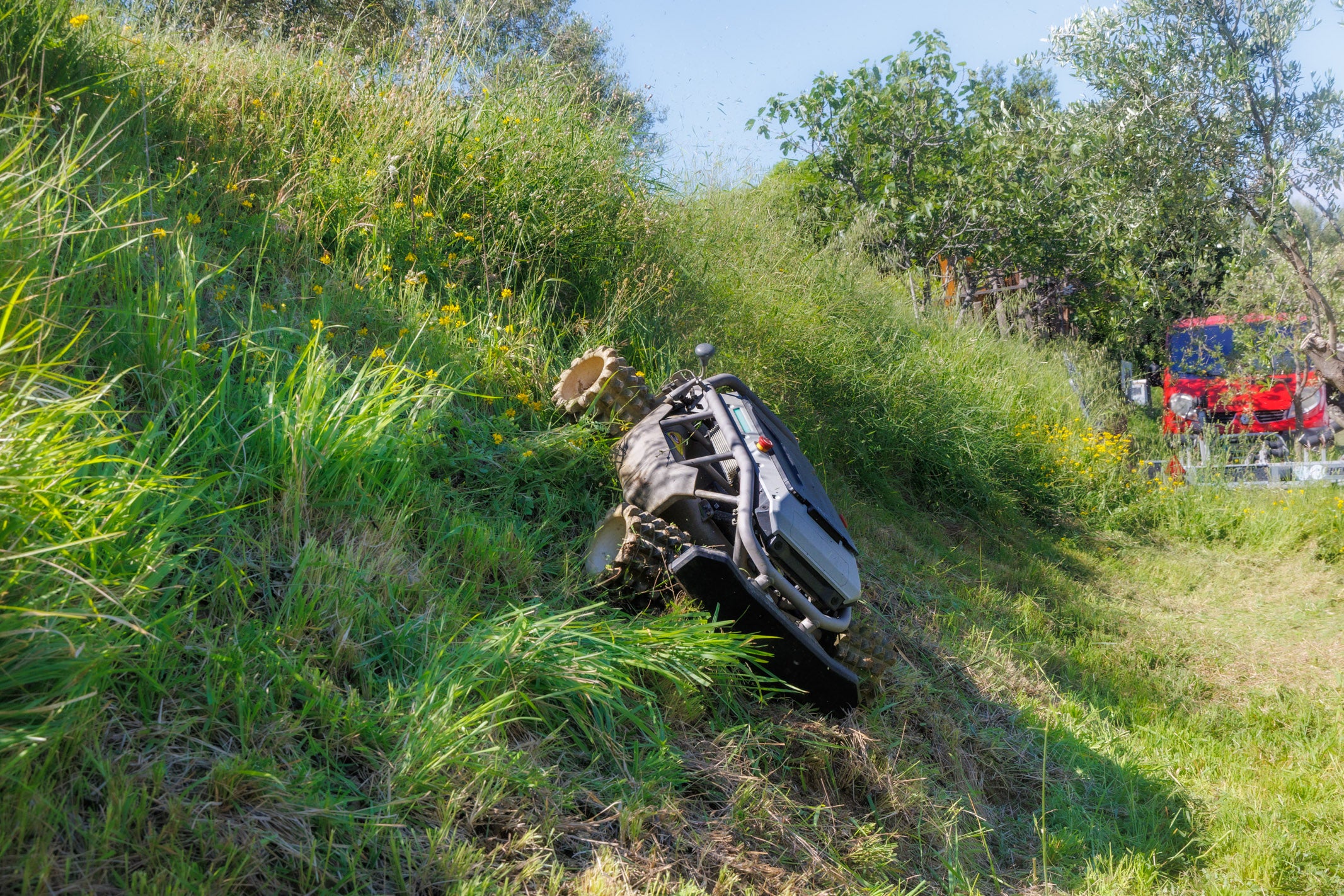 Mowrator S1 – 4WD 12Ah (mit Offroad-Rädern)