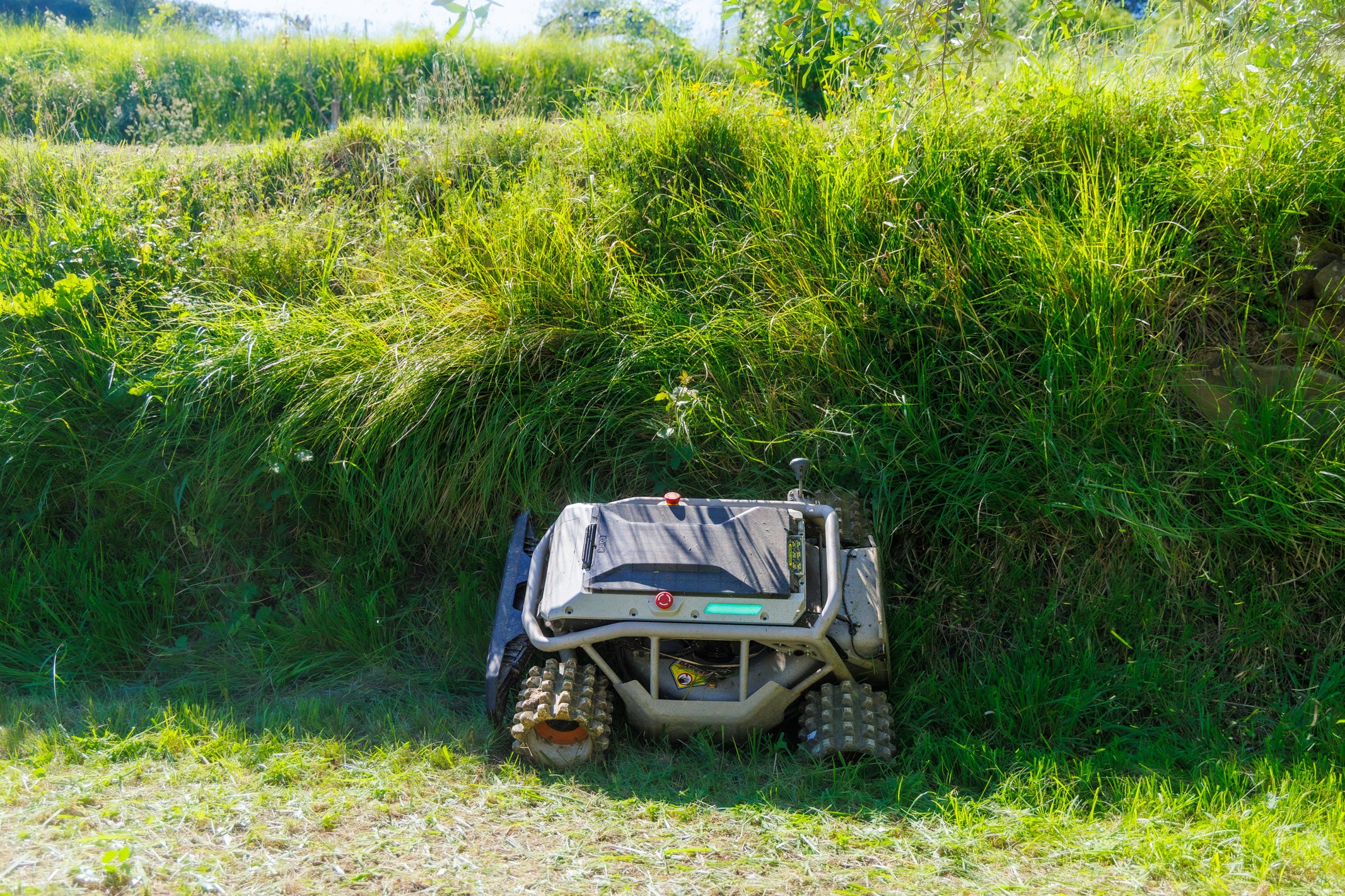 Mowrator S1 – 4WD 12Ah (mit Offroad-Rädern)