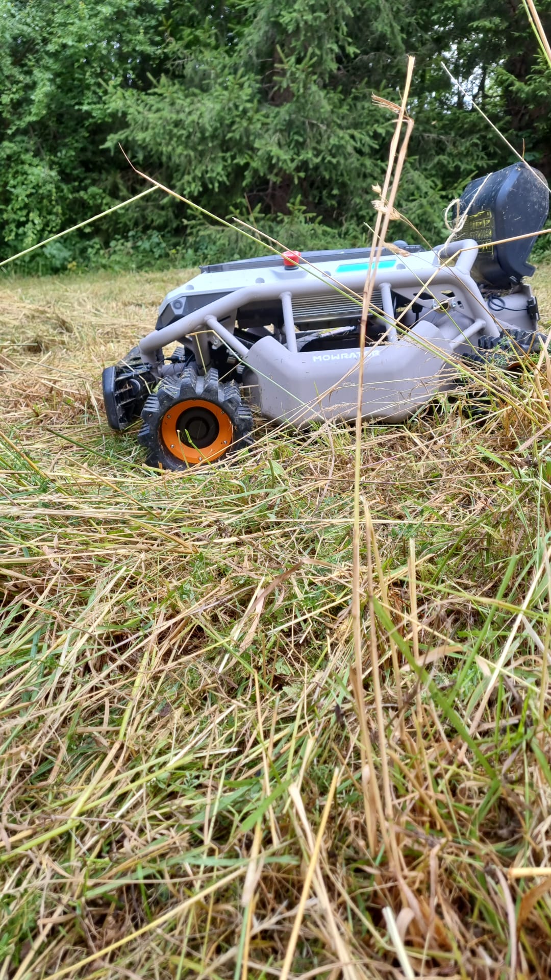 Mowrator S1 - 4WD 18Ah (with Off-road Wheels)