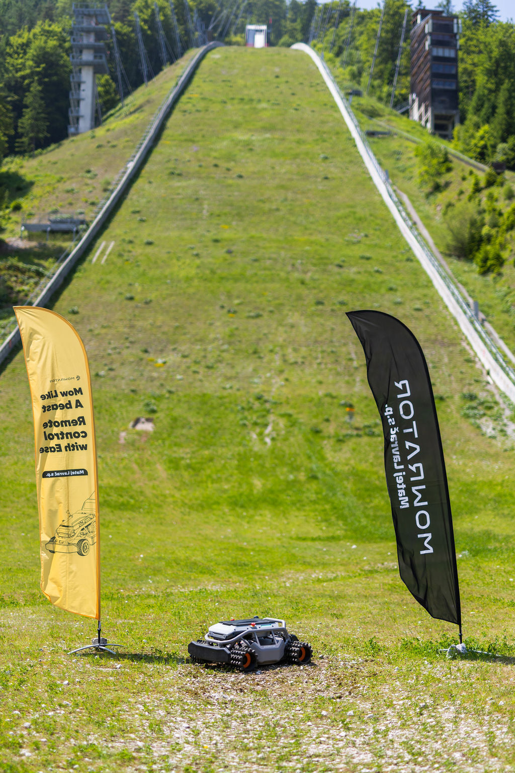 Mowrator S1 – 4WD 12Ah (mit Offroad-Rädern)