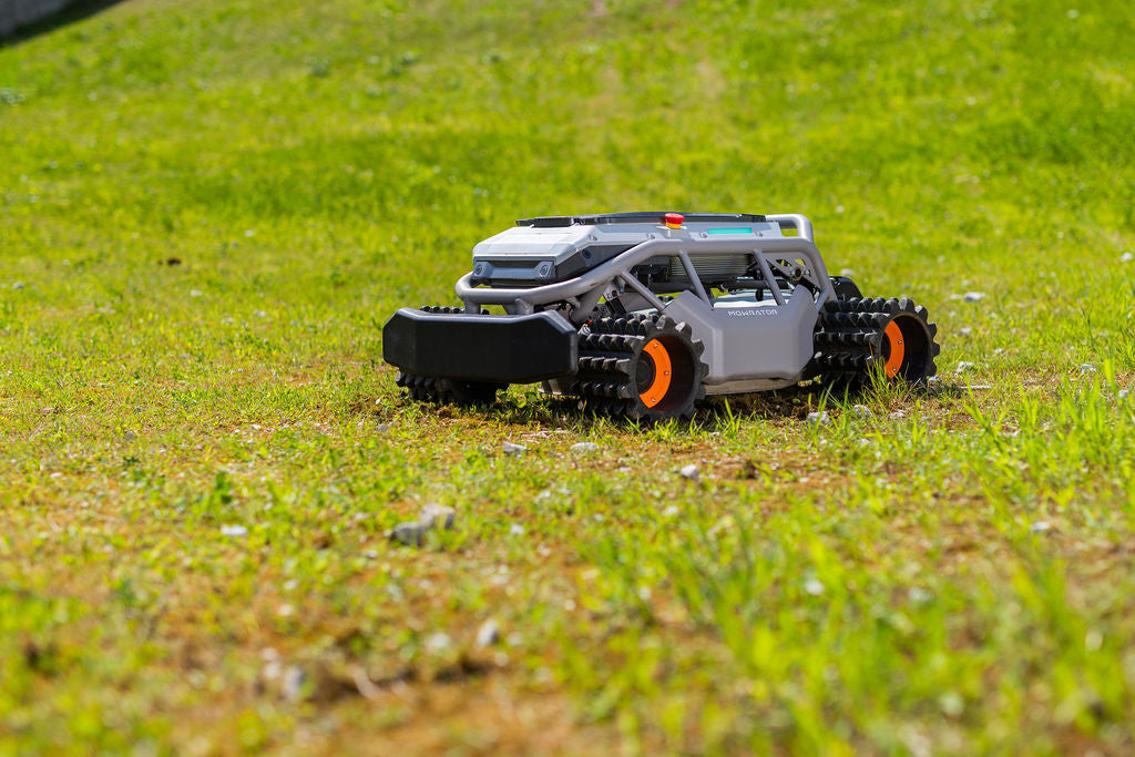 Mowrator S1 - 4WD 18Ah (with Off-road Wheels)