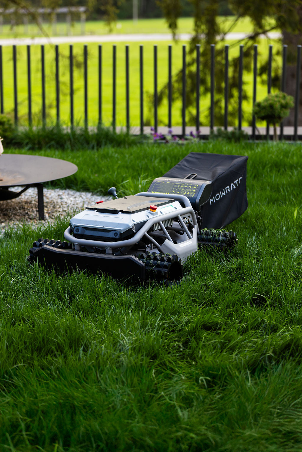 Mowrator S1 - 4WD 18Ah (with Off-road Wheels)