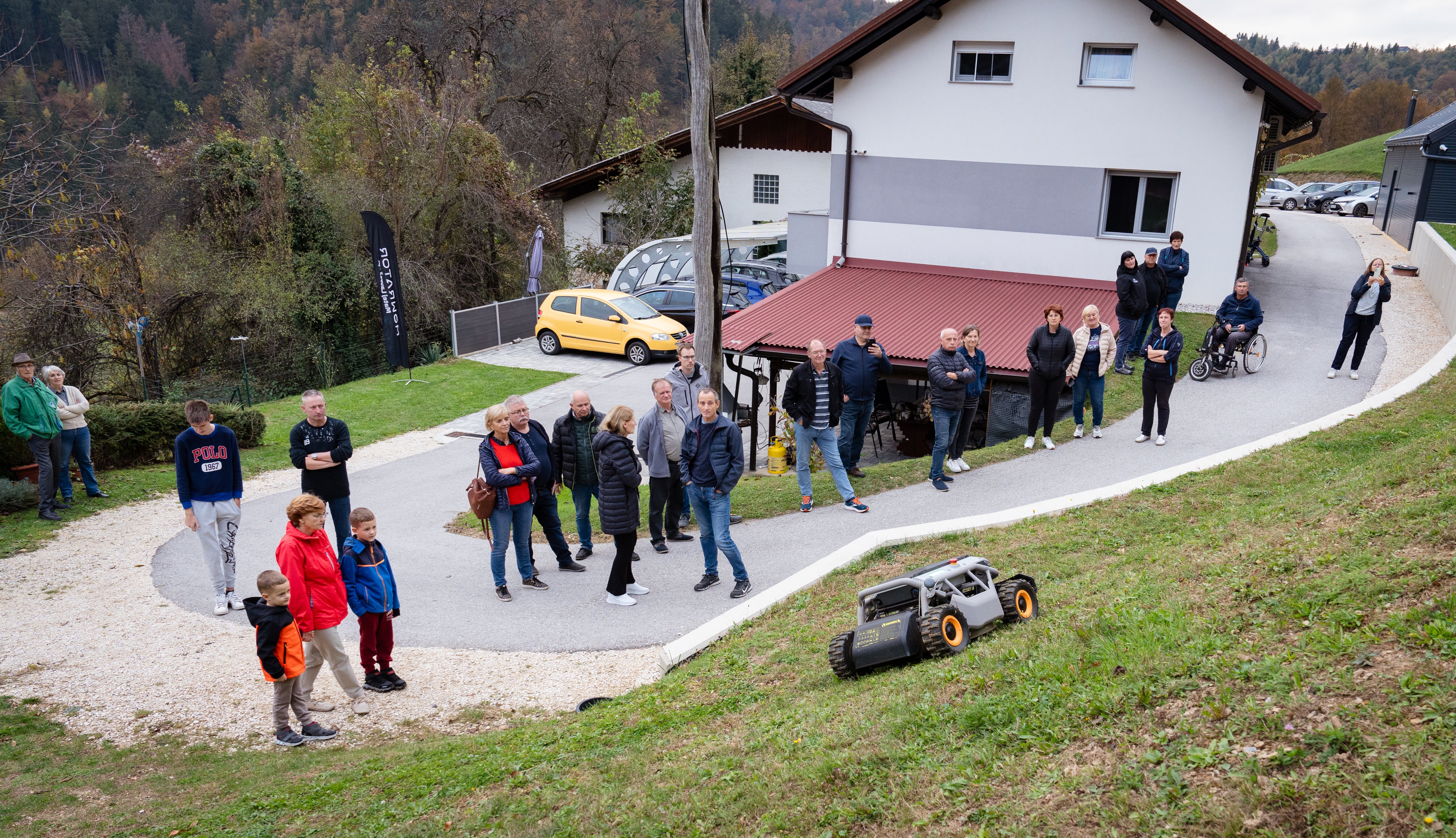 Mowrator S1 - 4WD 18Ah (Terrain wheels)