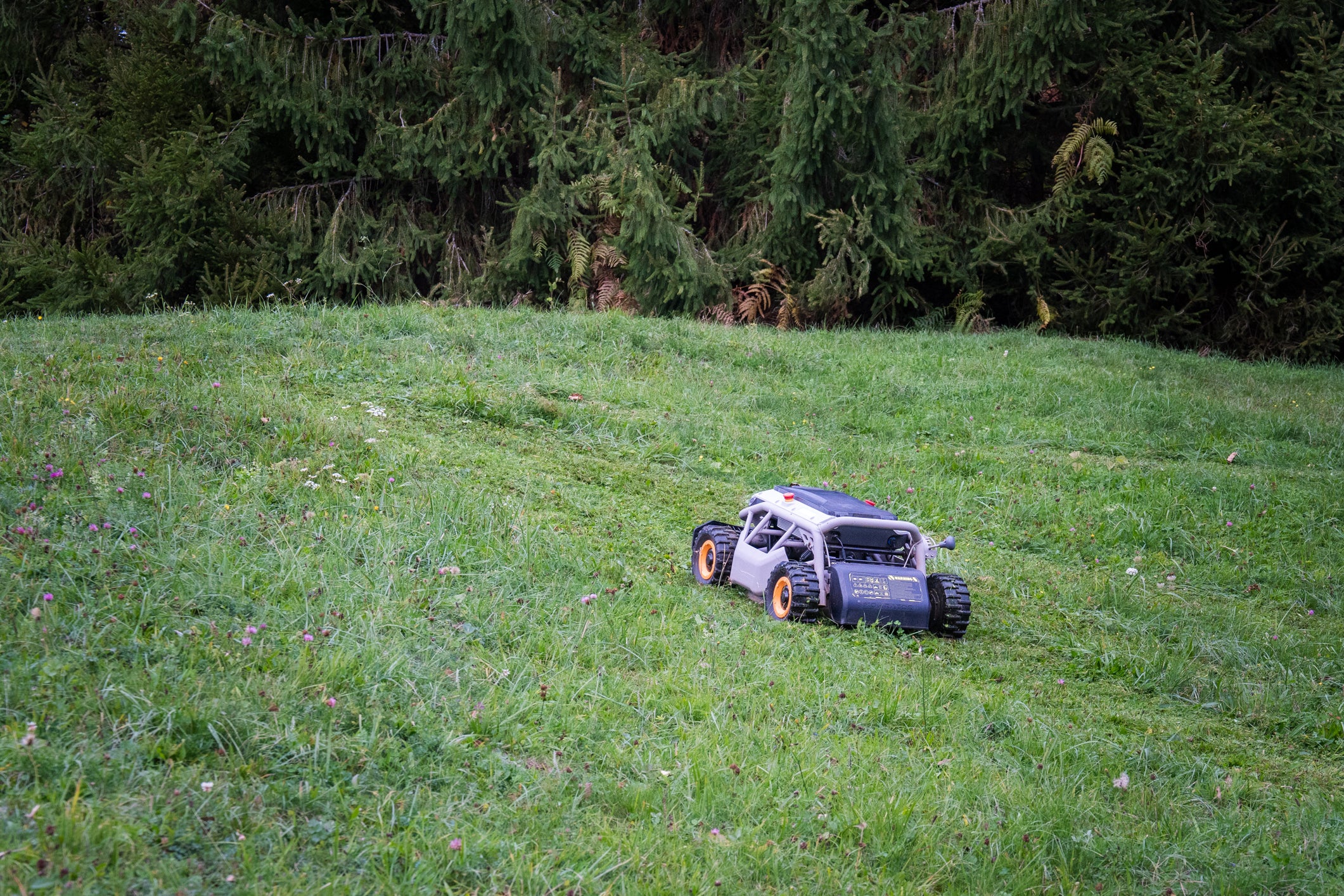 Mowrator S1 - 4WD 18Ah (Terrain wheels)