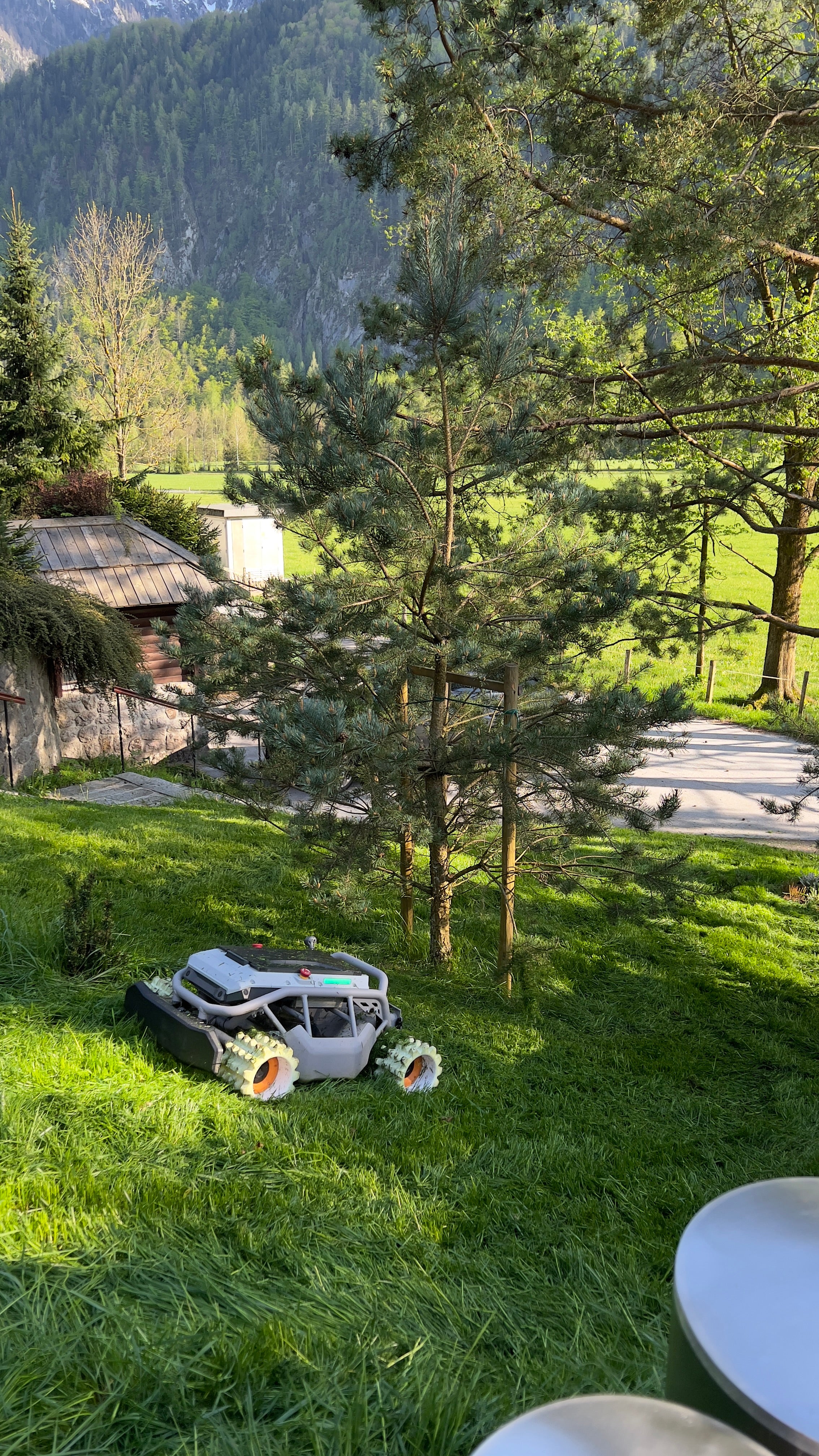 Mowrator S1 – 4WD 12Ah (mit Offroad-Rädern)