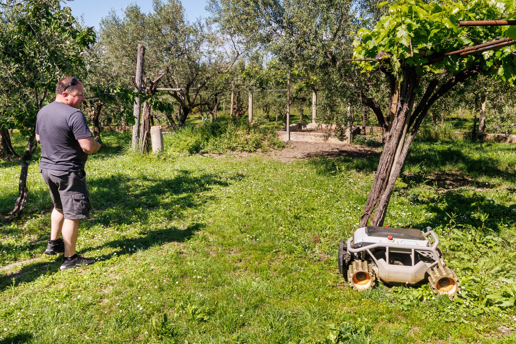 Mowrator S1 – 4WD 12Ah (mit Offroad-Rädern)