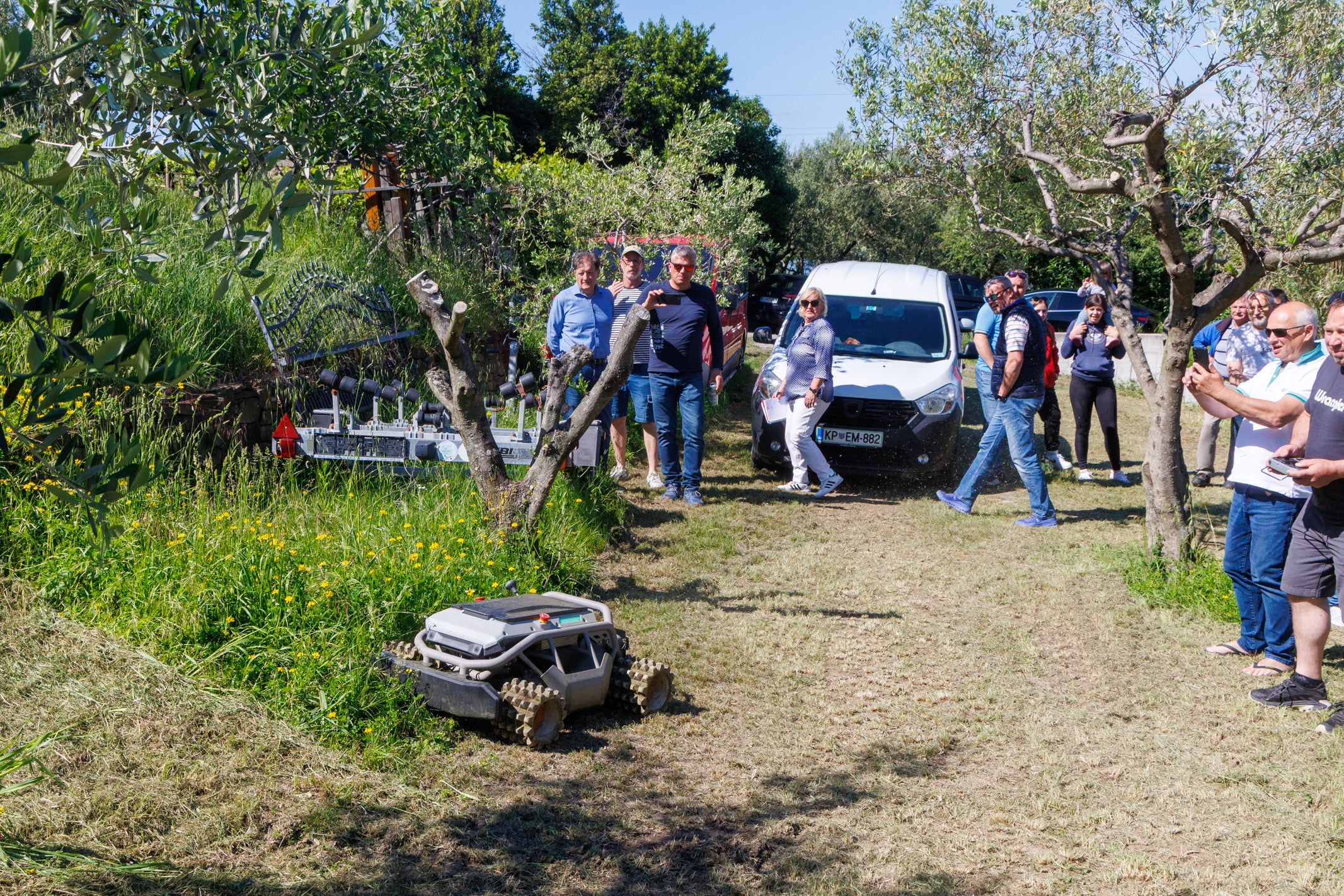 Mowrator S1 – 4WD 12Ah (mit Offroad-Rädern)