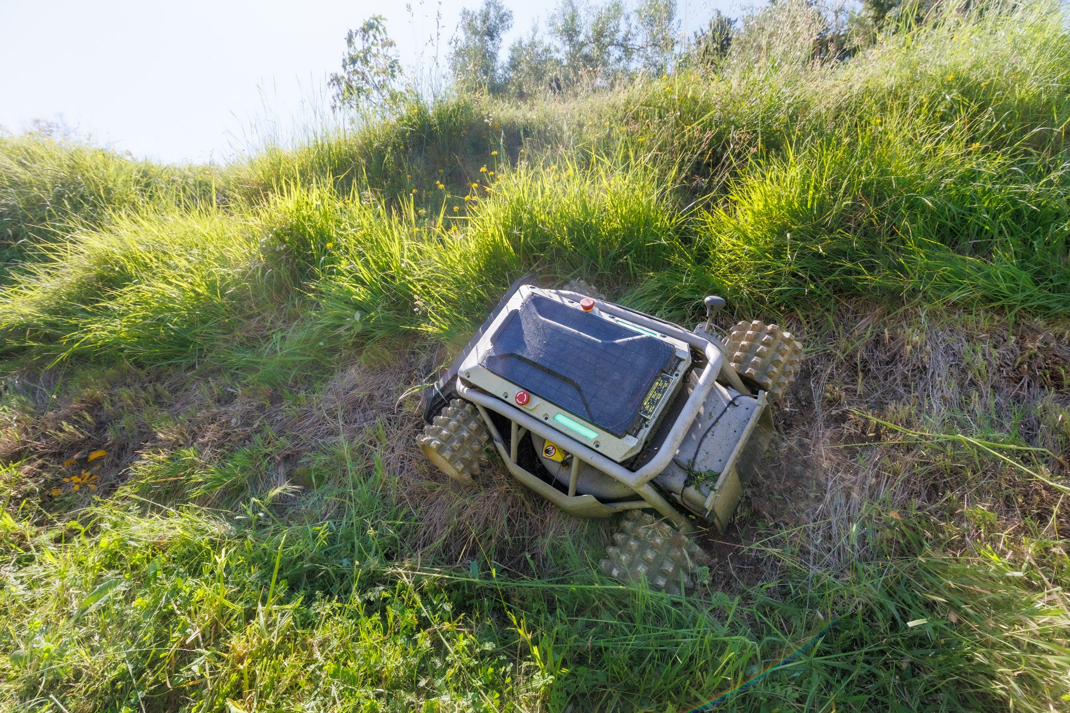 Mowrator S1 – 4WD 12Ah (mit Offroad-Rädern)