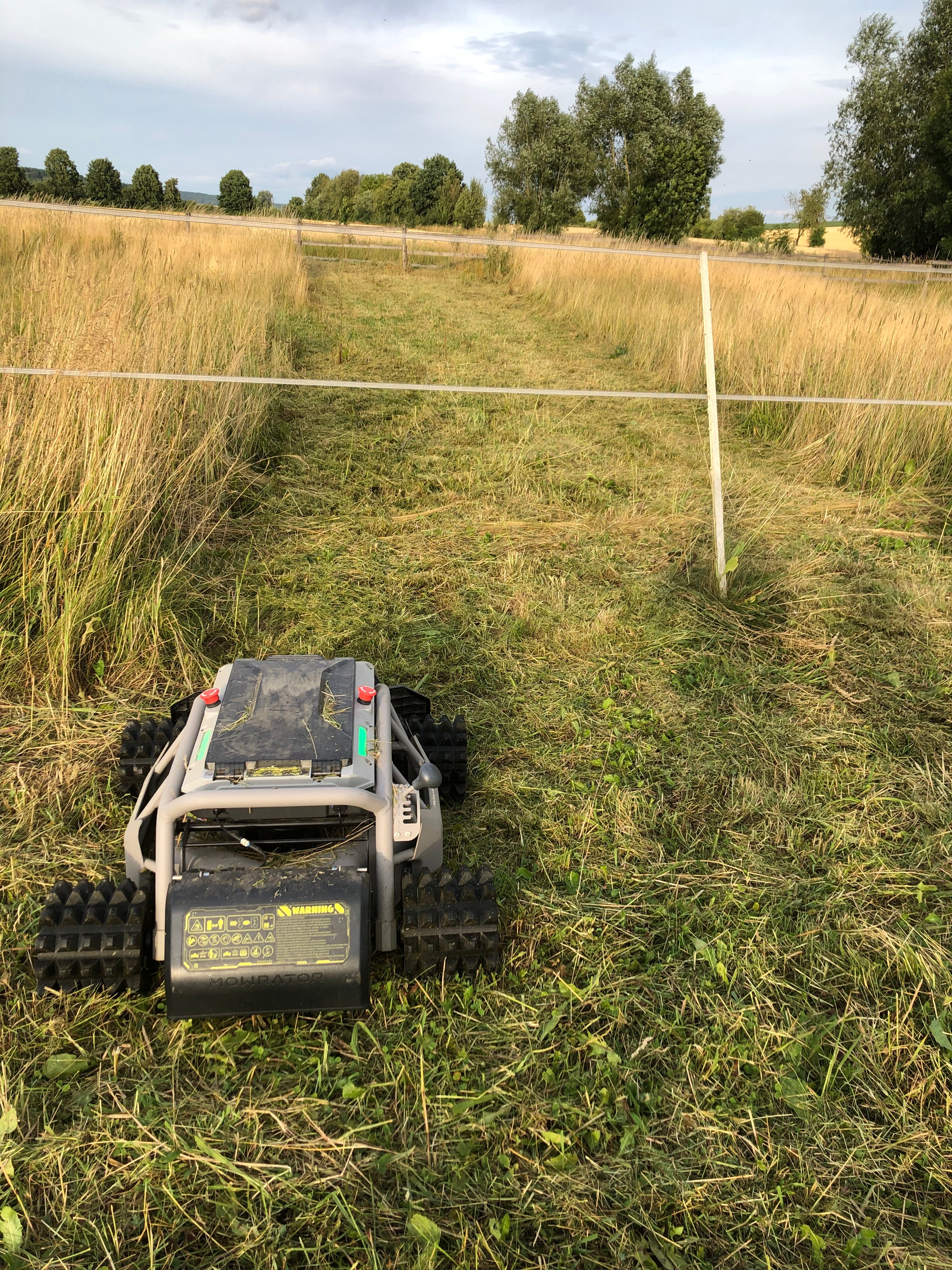 Mowrator S1 – 4WD 12Ah (mit Offroad-Rädern)