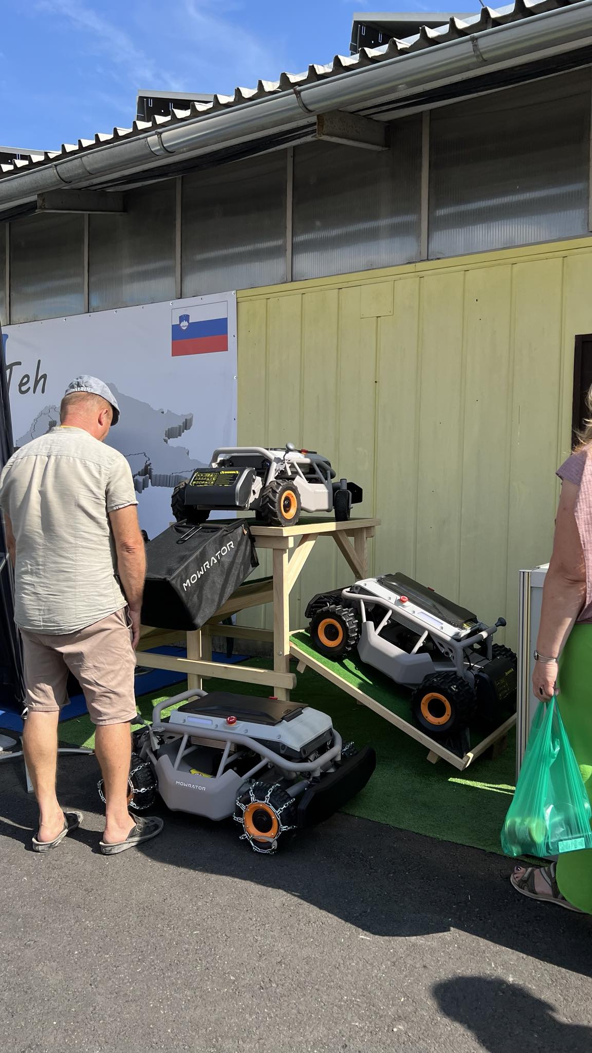 Mowrator S1 - 4WD 12Ah (mit Ketten)