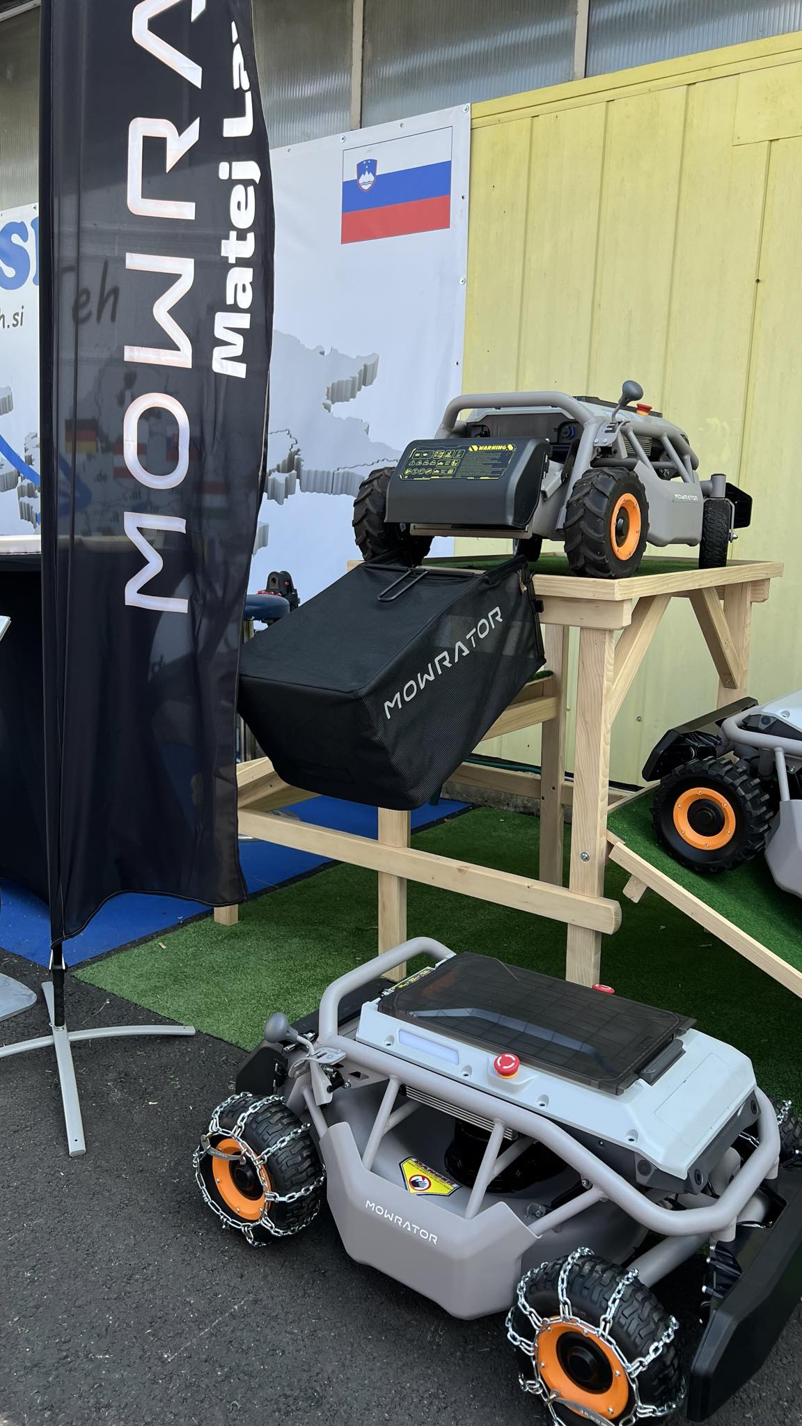 Mowrator S1 - 4WD 12Ah (mit Ketten)