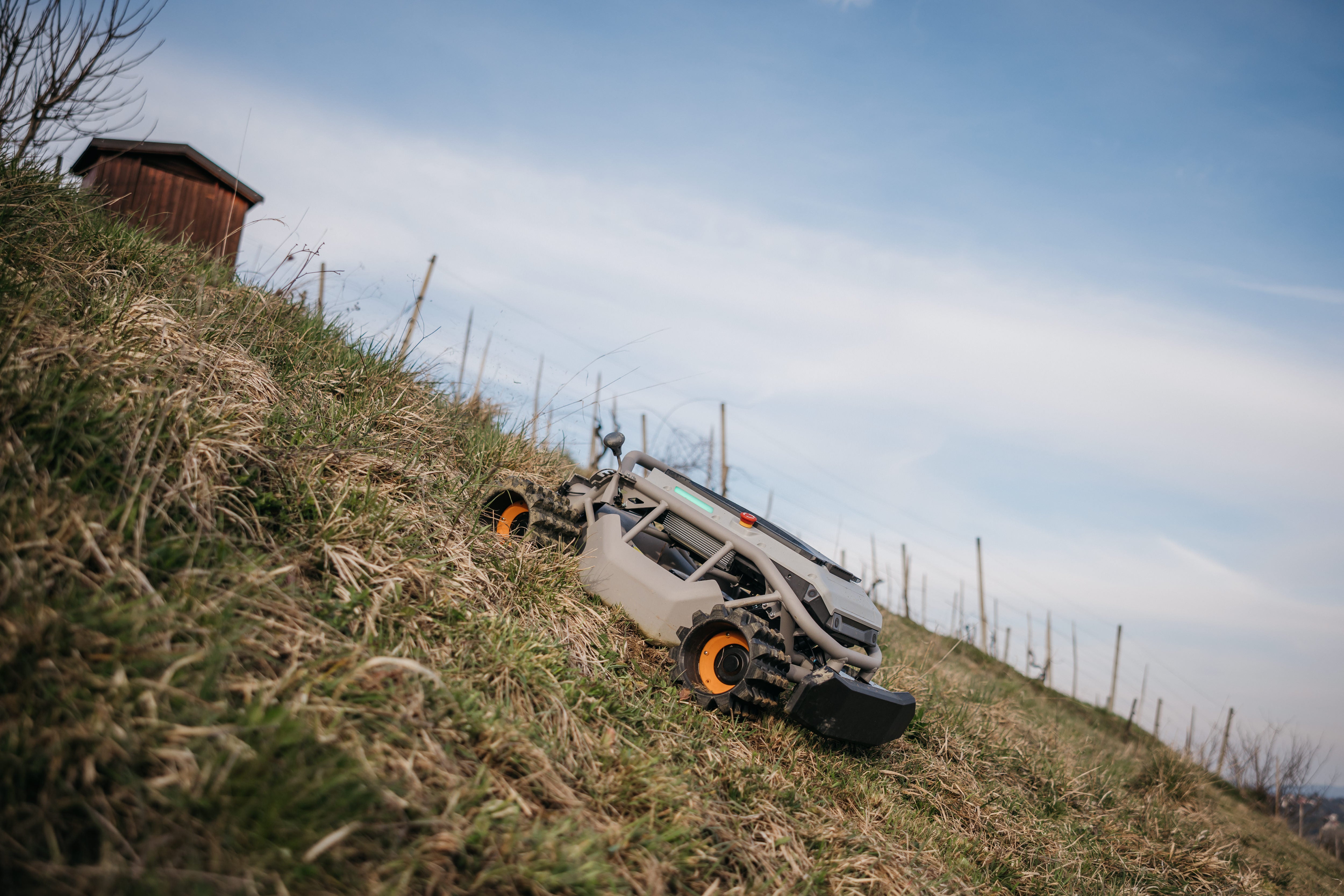 Mowrator S1 – 4WD 12Ah (mit Offroad-Rädern)